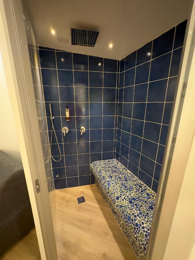 Hotel Smart Cruise Чивитавекия Екстериор снимка